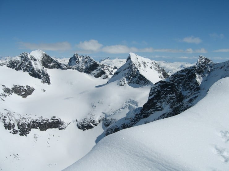 Høgt og vilt landskap kjenneteiknar Jotunheimen nasjonalpark. No fyller verneområdet 40 år! 