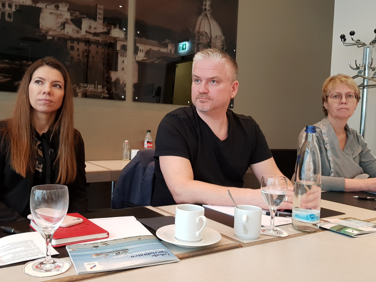 Lena Holdaas, Tom Cato Karlsen og Åse Vøllestad, foto: Fylkesmannen i Nordland Lena Holdaas, Tom Cato Karlsen og Åse Vøllestad, foto: Fylkesmannen i Nordland