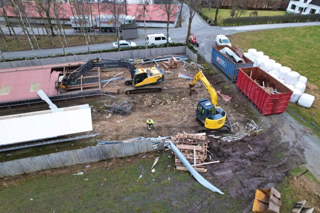 Riving av pelsdyranlegg i Klepp
