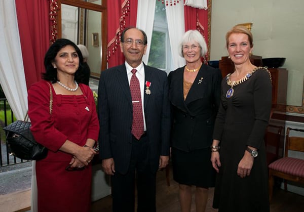 Sundus Omar Ali, Farouk Al-Kasim, fylkesmann Tora Aasland og ordførar Christine Sagen Helgø Sundus Omar Ali, Farouk Al-Kasim, fylkesmann Tora Aasland og ordførar Christine Sagen Helgø