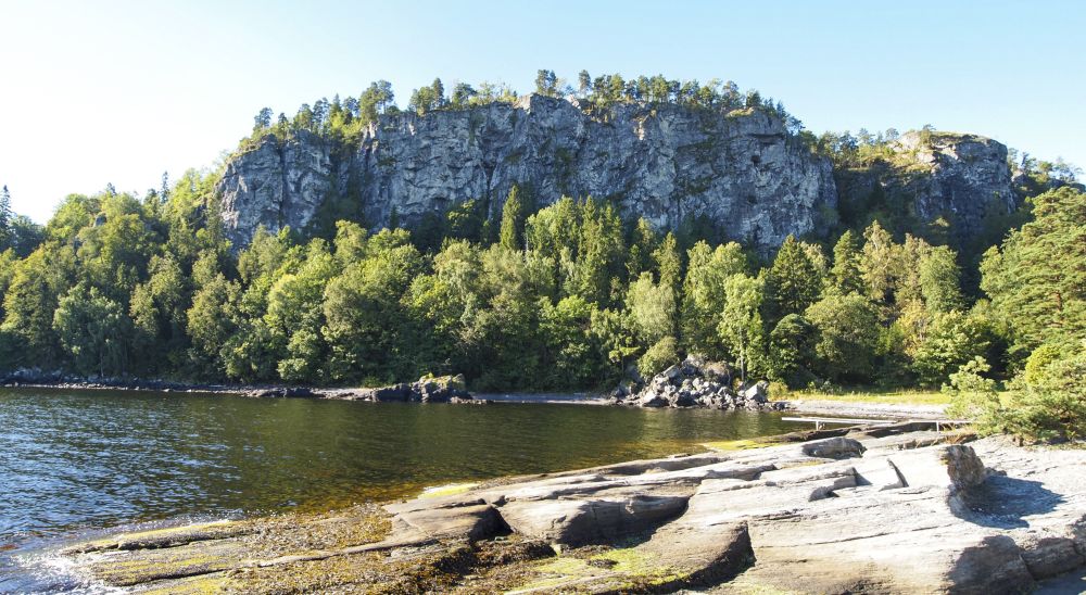 Østre veggbukt er en ideell hekkeplass for rovfugl, og har derfor klatreforbud.