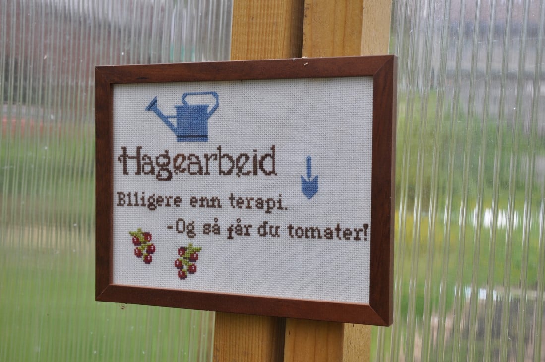 Gjengevoll Mangesysleri ynskjer å gje innsikt i korleis det er å kjøpe og drive eit småbruk på Vestlandet. Dei driv ein pludrecast som du kan fylje på www.gjengevoll.no.