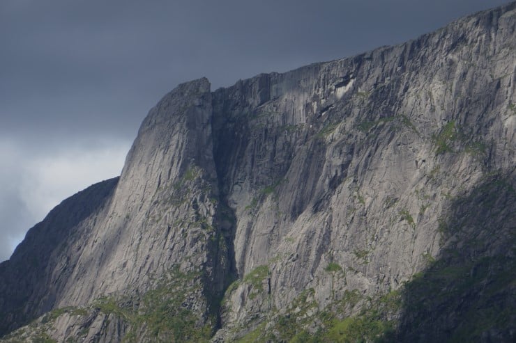 Hornelen er eitt av potensielt tre nye nasjonalparkar i fylket. Det er viktig med lokal medverknad og akspept før vi set i gang den formelle verneprosessen. Hornelen er den høgaste sjøklippa i Europa. 