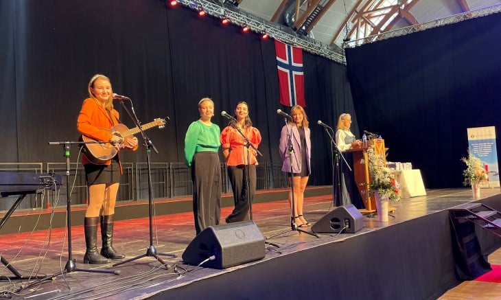 Jentegruppa 32/34, Agnethe, Eline, Fatima og Ymbjør.