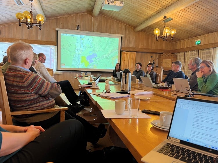 Bilde fra kommunestyresalen i Rendalen
